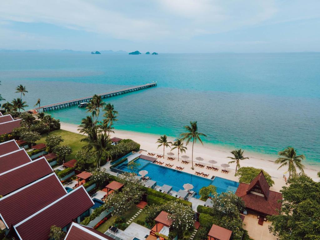 an aerial view of the beach and the ocean at InterContinental Koh Samui Resort, an IHG Hotel - SHA Extra Plus in Taling Ngam Beach