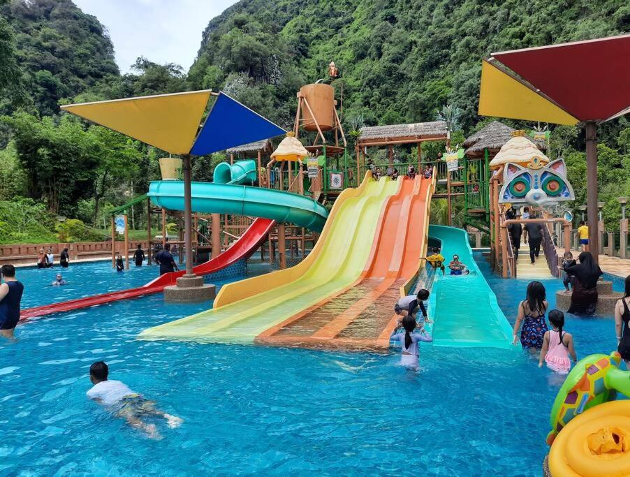 Bazén v ubytování Sunway Onsen Studio @ Lost World of Tambun nebo v jeho okolí