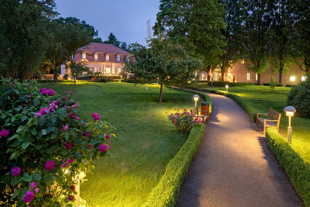 Zahrada ubytování Hotel Jagdschloss Kranichstein