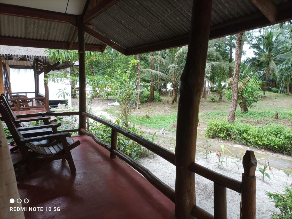 Payam Cabana - Bungalow Side Sea View Con Ventilador - 4