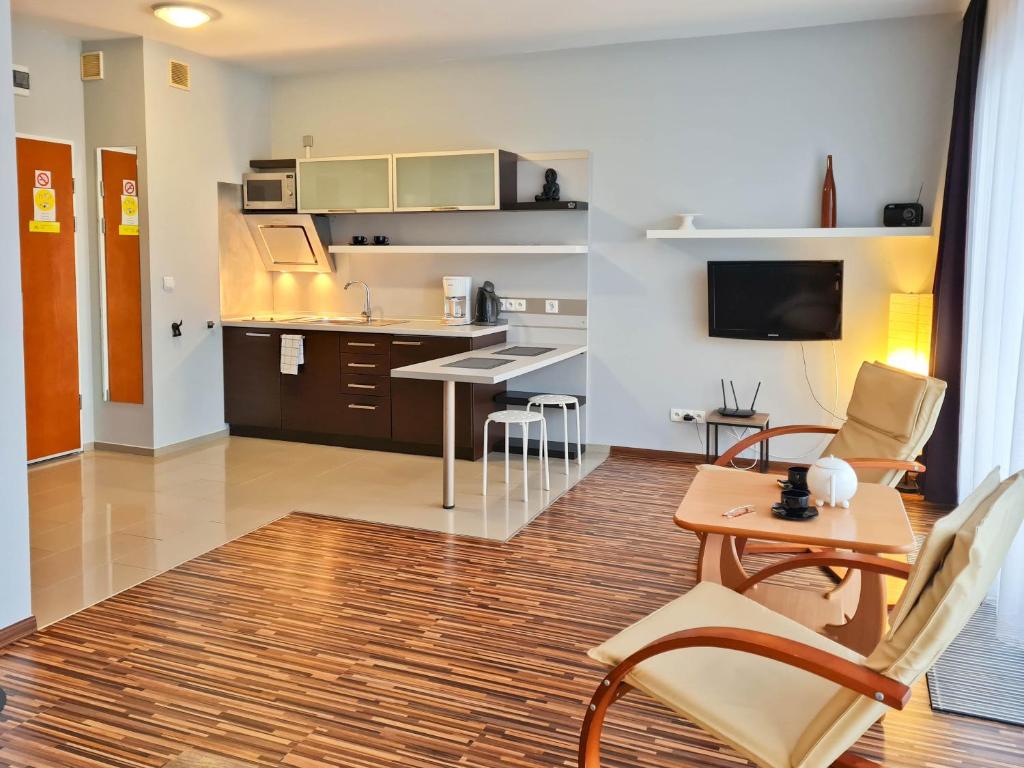 visit baltic - na Platanie - Studio Apartment With Balcony