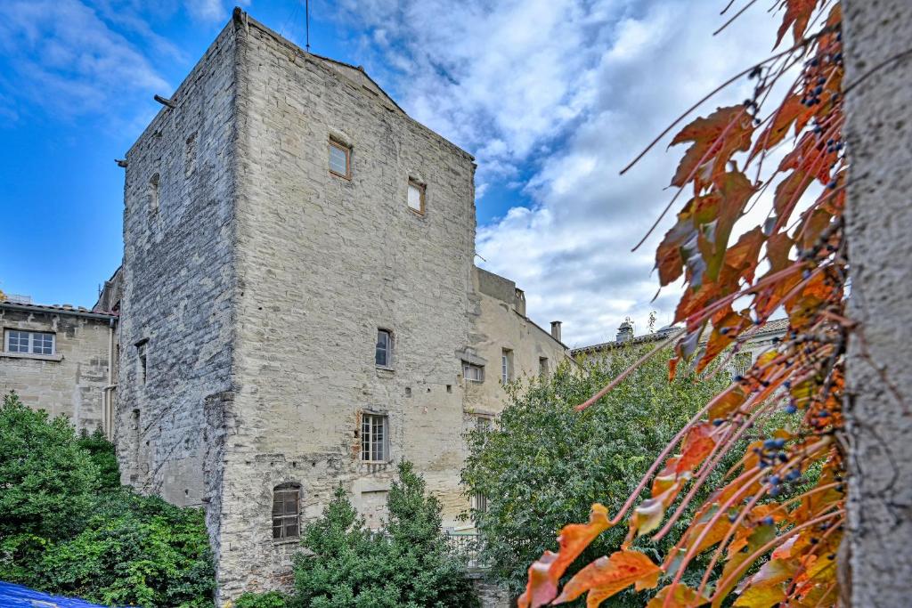 Fotografia z galérie ubytovania LA BALANCE DES DOMS - 1 MIN du PALAIS des PAPES - INTRA-MUROS v Avignone
