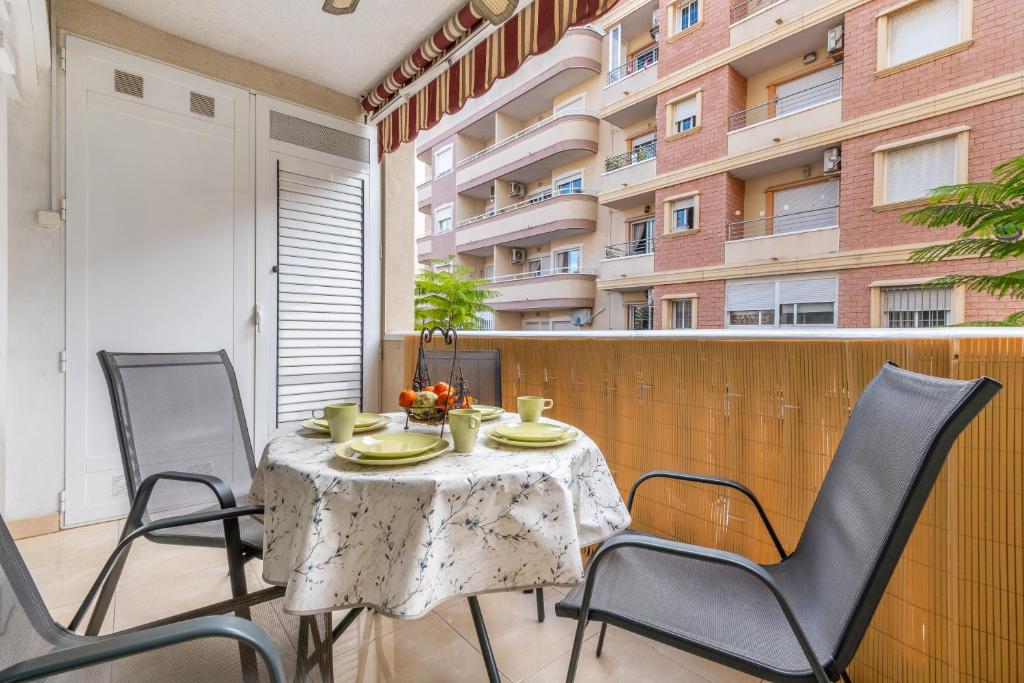 Myra, Torrevieja – Precios actualizados 2023
