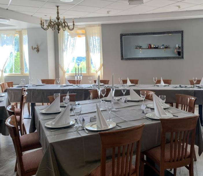 Restaurace v ubytování Storstua omsorgs- og konferansesenter