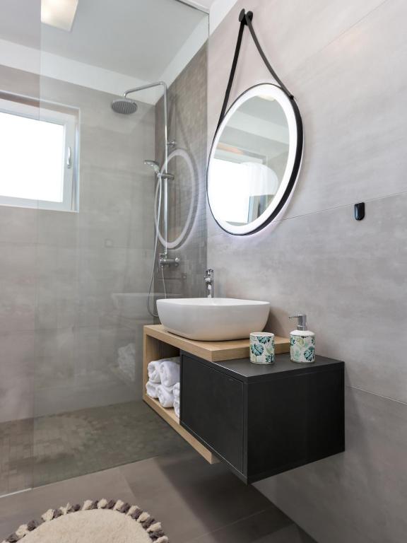 Koupelna v ubytování Luxury Apartment Vabriga