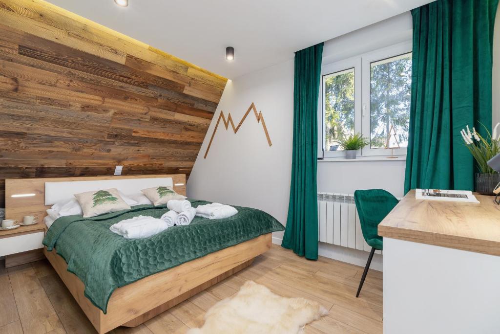 Posteľ alebo postele v izbe v ubytovaní Apartament Salamandra Giewont View by Renters Prestige