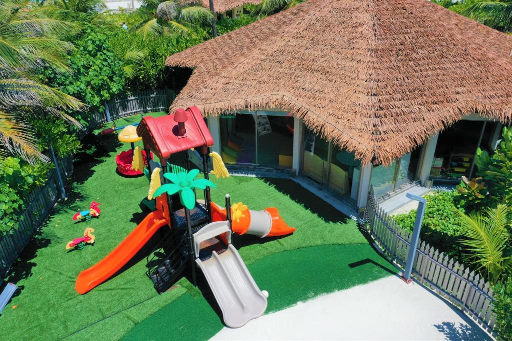 Herní místnost nebo prostor pro děti v ubytování Radisson Blu Resort Maldives with 50 percent off on Sea Plane round trip 03 nights & above