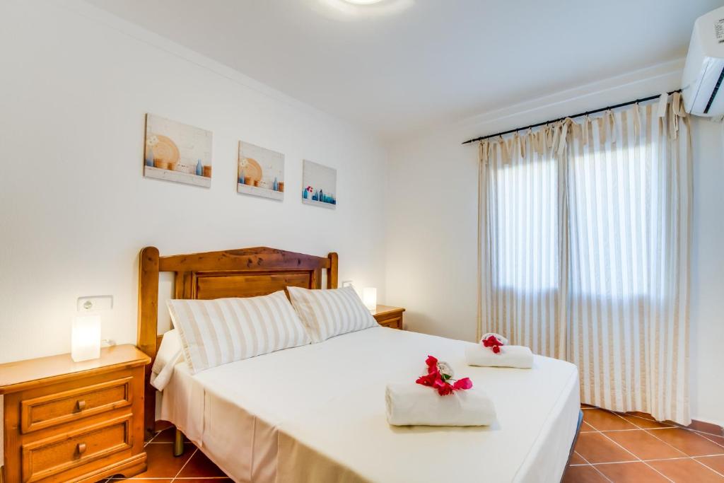 Postel nebo postele na pokoji v ubytování Ideal Property Mallorca - Can Jaume