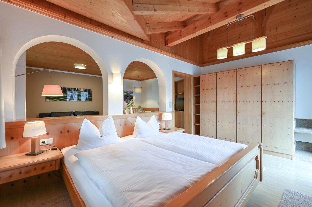 Landhaus Grobert - Apartment With Balcony