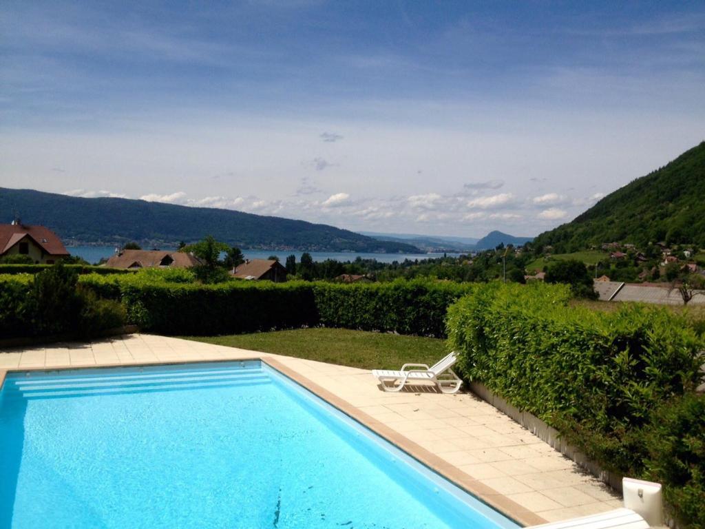 Appartement Annecy, 3 pièces, 4 personnes - FR-1-432-37の敷地内または近くにあるプール