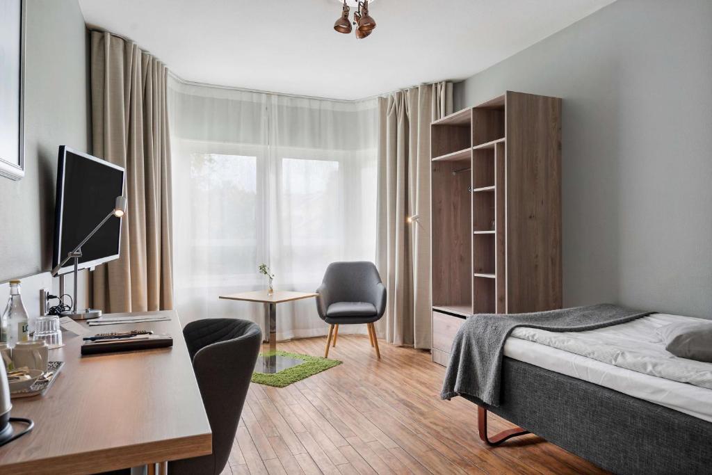 TV a/nebo společenská místnost v ubytování Best Western Hotel Varnamo
