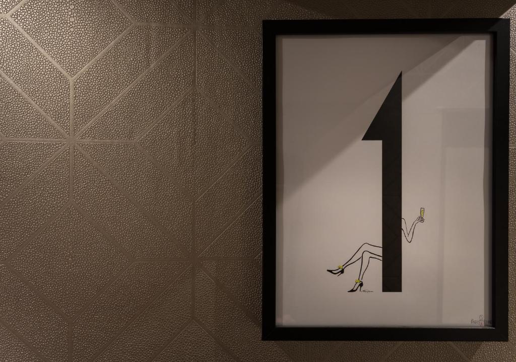 Hôtel La Parizienne - Proche Montparnasse - Resim 43