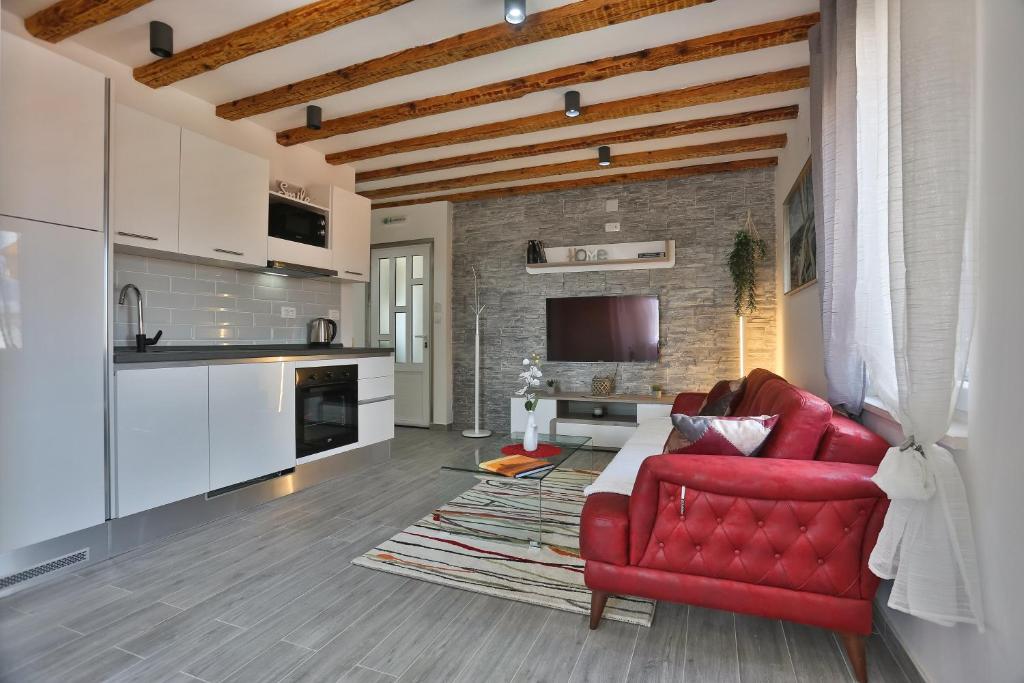 Apartments Angela with Old Town view - 17