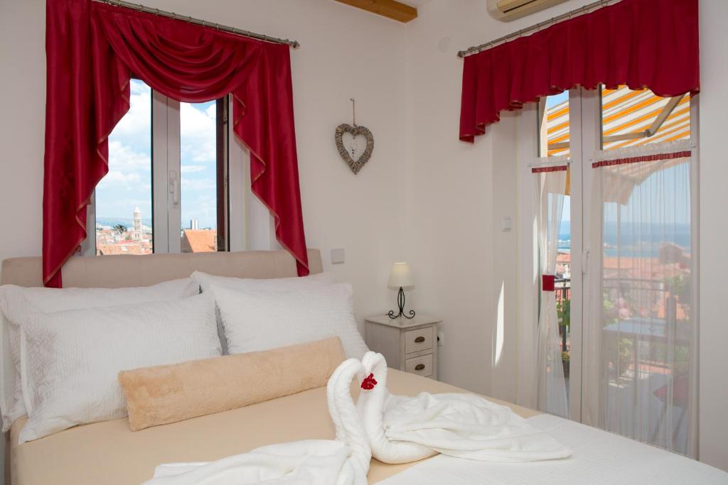 Apartments Angela with Old Town view - 7