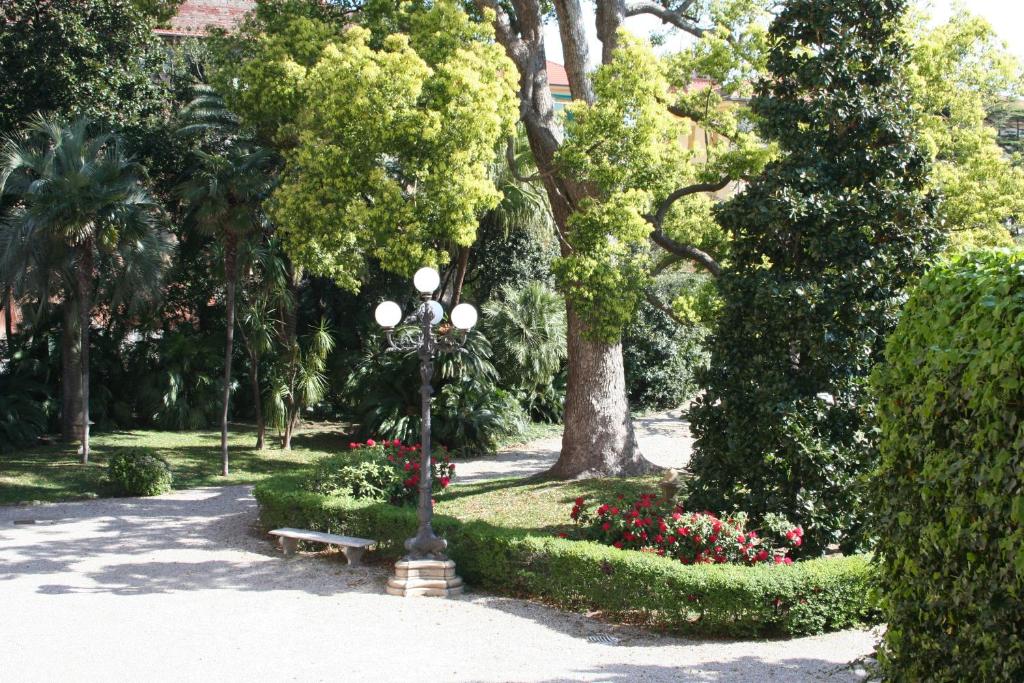 Сад в Grand Hotel Villa Balbi