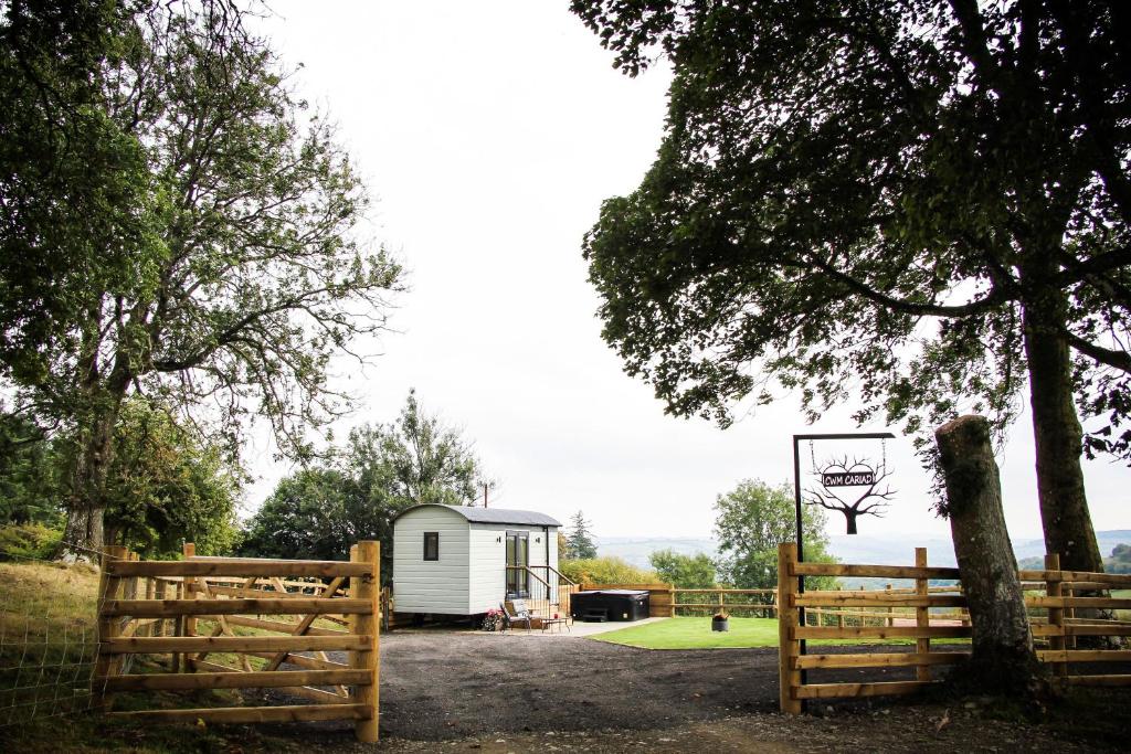 Gambar di galeri bagi Cwm Cariad di Knighton
