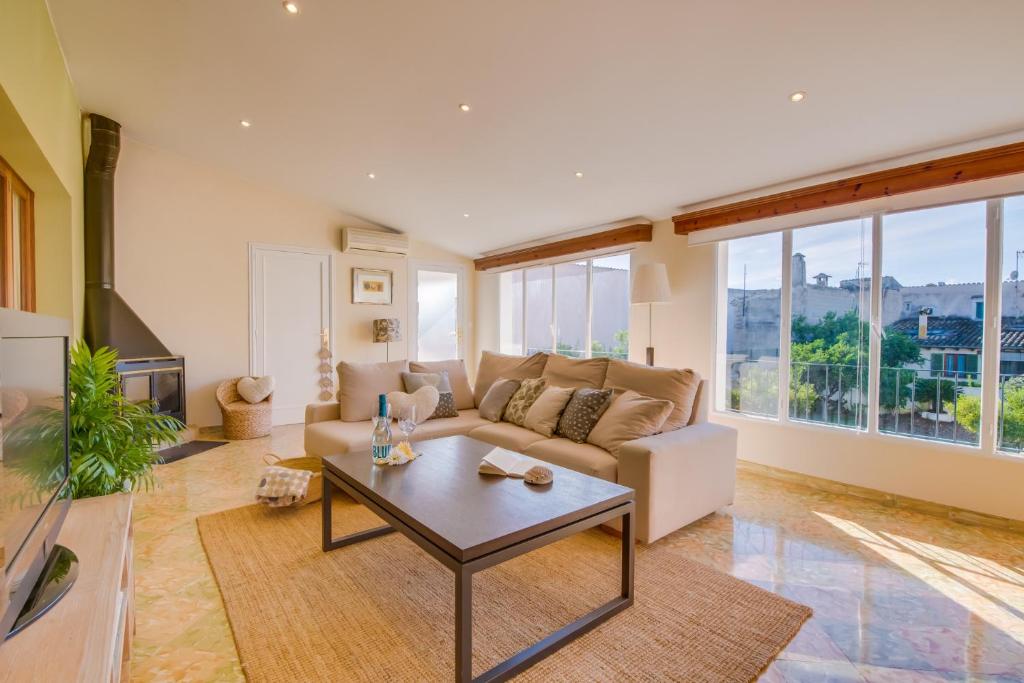 Posezení v ubytování Ideal Property Mallorca - Binibonaire 2 PAX