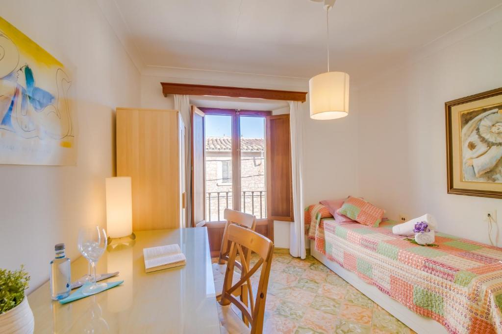Postel nebo postele na pokoji v ubytování Ideal Property Mallorca - Binibonaire 2 PAX