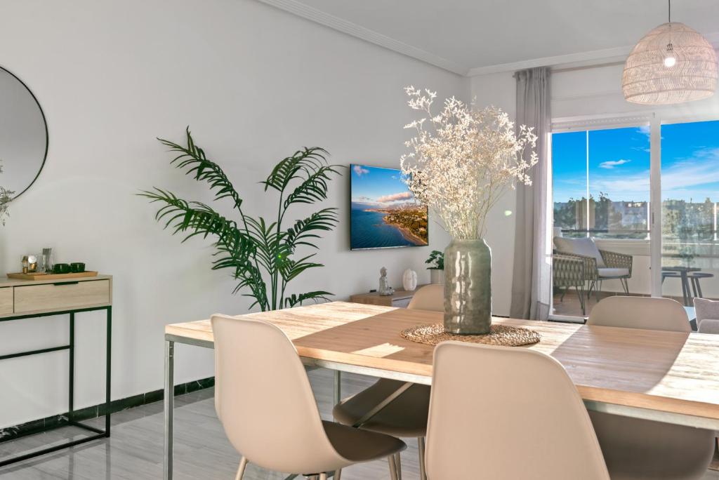 Fotografie z fotogalerie ubytování Modern Apartment - 2 Bedrooms, Beachside - Puerto Banús v destinaci Marbella