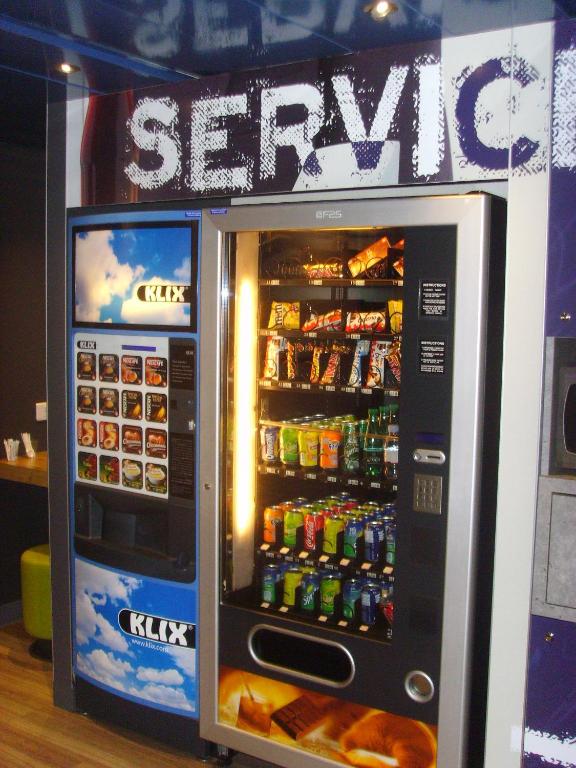 Majutusasutuses ibis budget L'Isle Adam olev sertifikaat, autasu, silt või muu dokument
