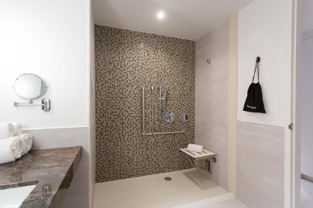 Sutton Place Hotel Toronto - Resim 17