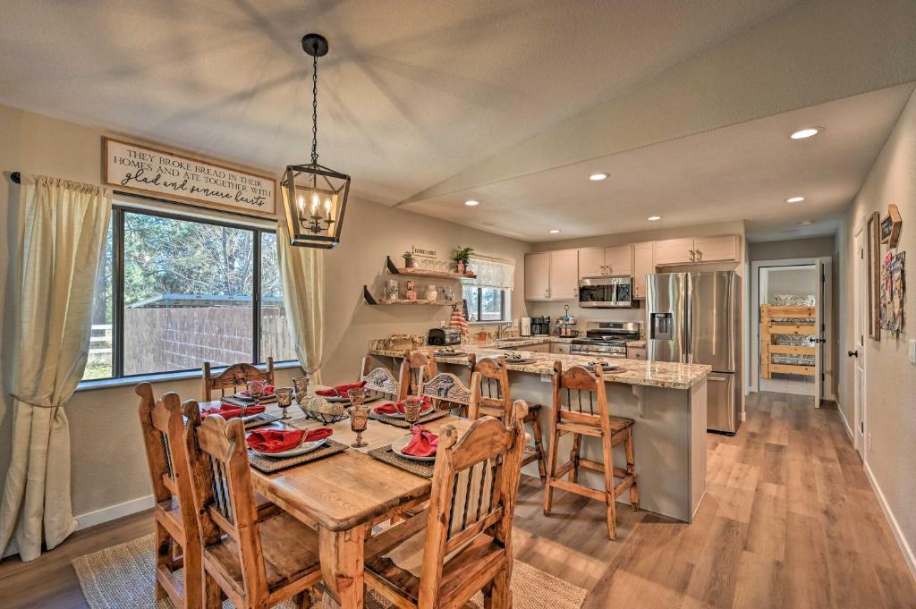 PetFriendly Flagstaff Retreat with Backyard!, Elden Pueblo