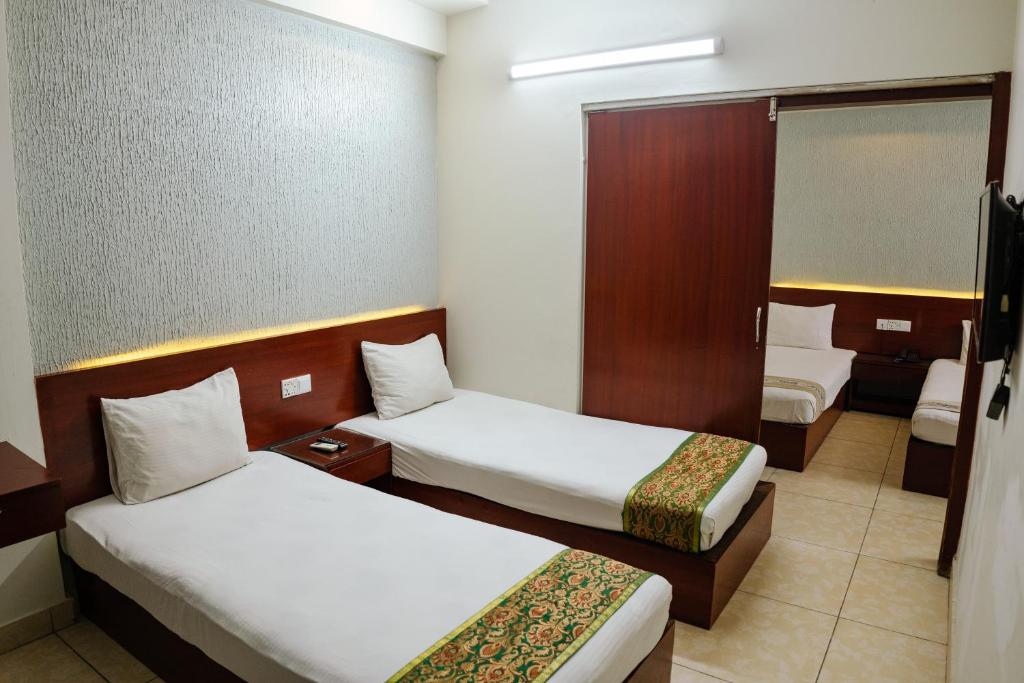 Laguna Beach Hotel & Resort - Family Double Room