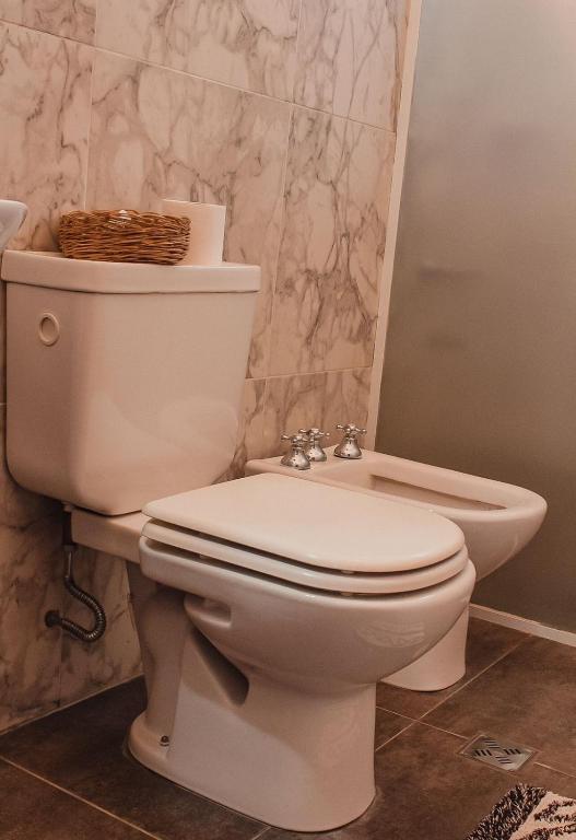 Casa del PEDREGAL rodeada de Paisajes y montañas