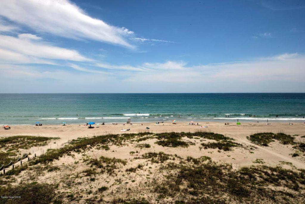 The Sands Unit 602 Direct Oceanfront Condo!, Cocoa Beach, USA