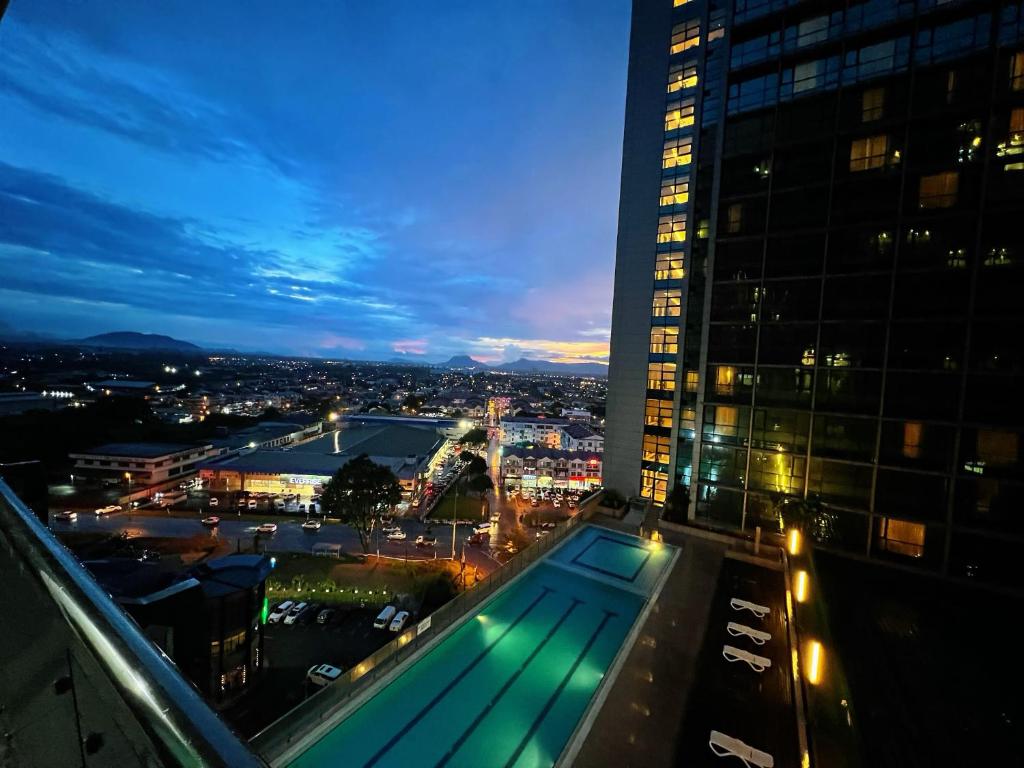 Imperial Grand Suite Apartment Kuching - Hizvo