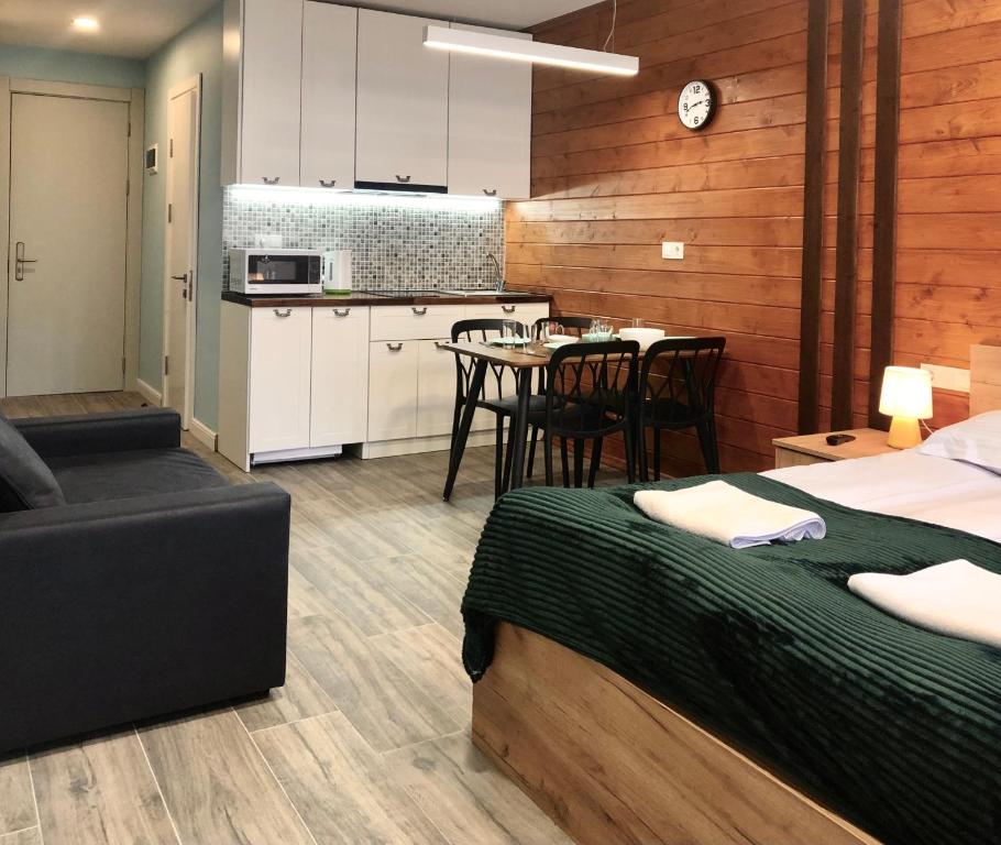 Kuchyň nebo kuchyňský kout v ubytování 2-room Apartment NFT New Gudauri Atrium Suite