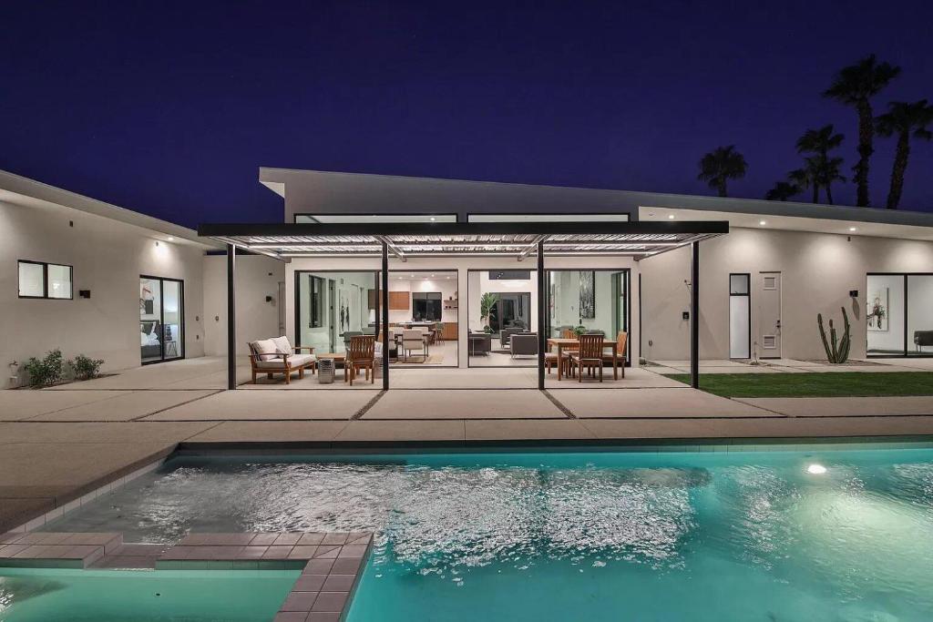 Holiday home Glass House, Palm Springs, USA