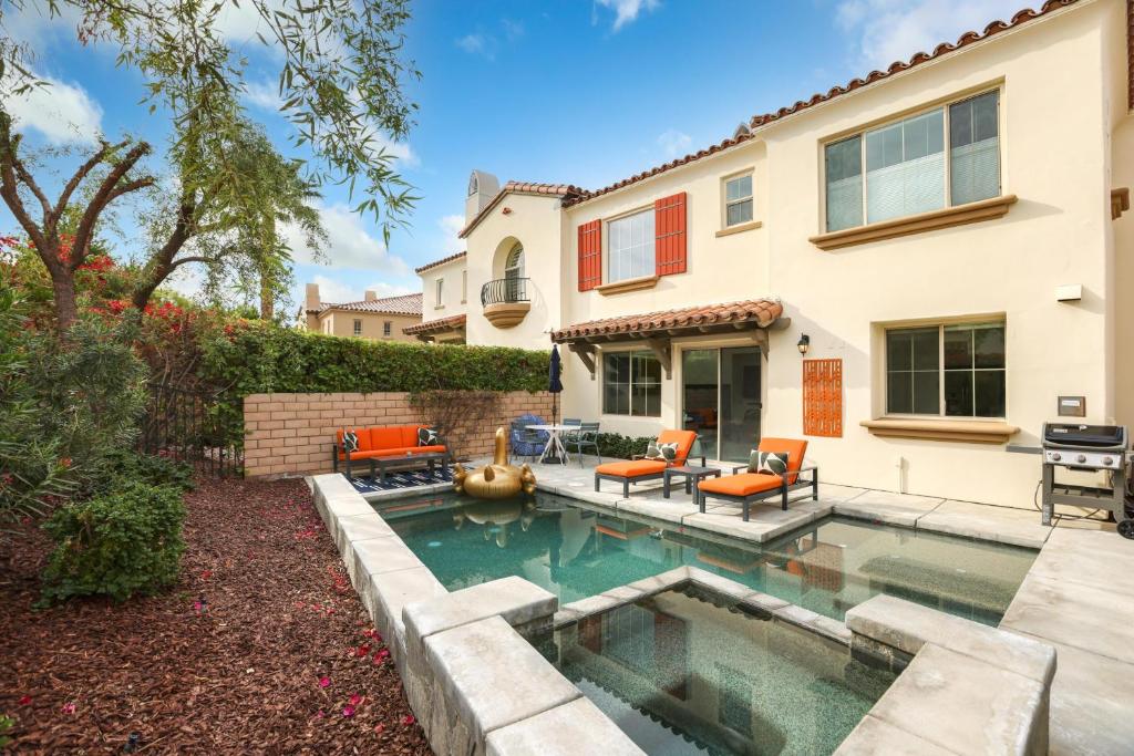 Tierra Hermosa 372, Palm Springs (updated prices 2024)