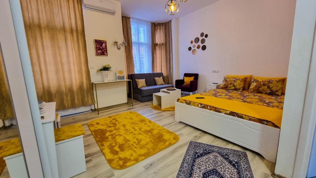 My Lovely Palace - One-Bedroom Apartment