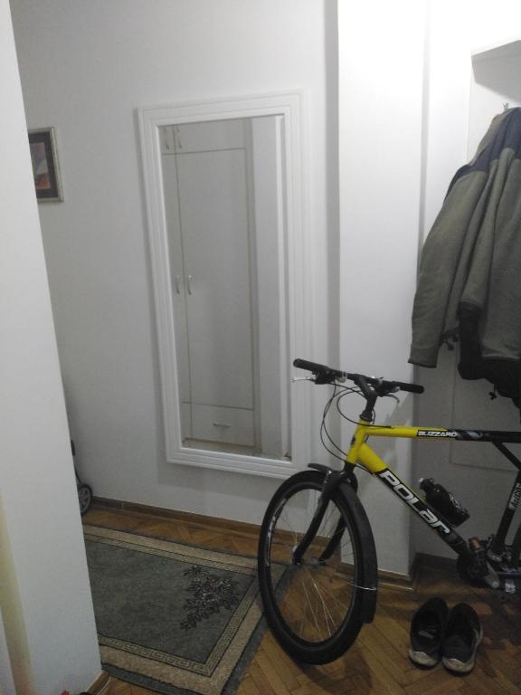 Jízda na kole v ubytování Kraljevski apartman 2 nebo okolí