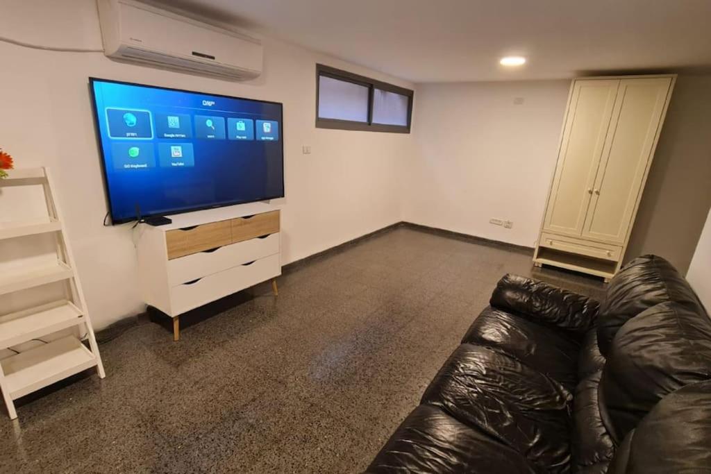 Adorable Basement Apartment in a Kibbutz - Housity