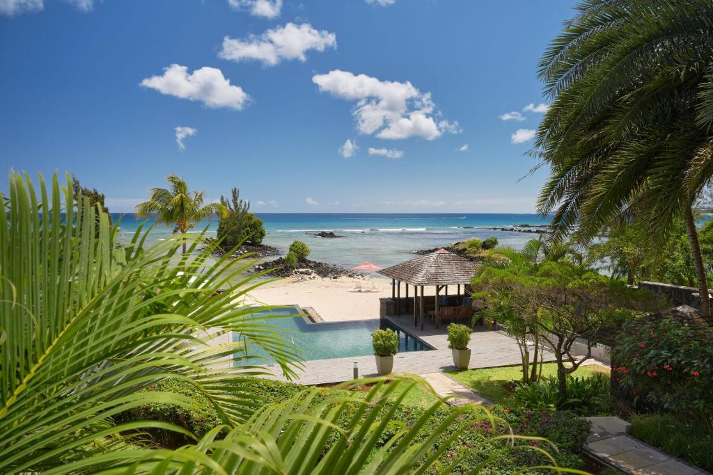 Apartment Bon Azur Beachfront Suites & Penthouses by LOV, Trou aux Biches,  Mauritius - Booking.com