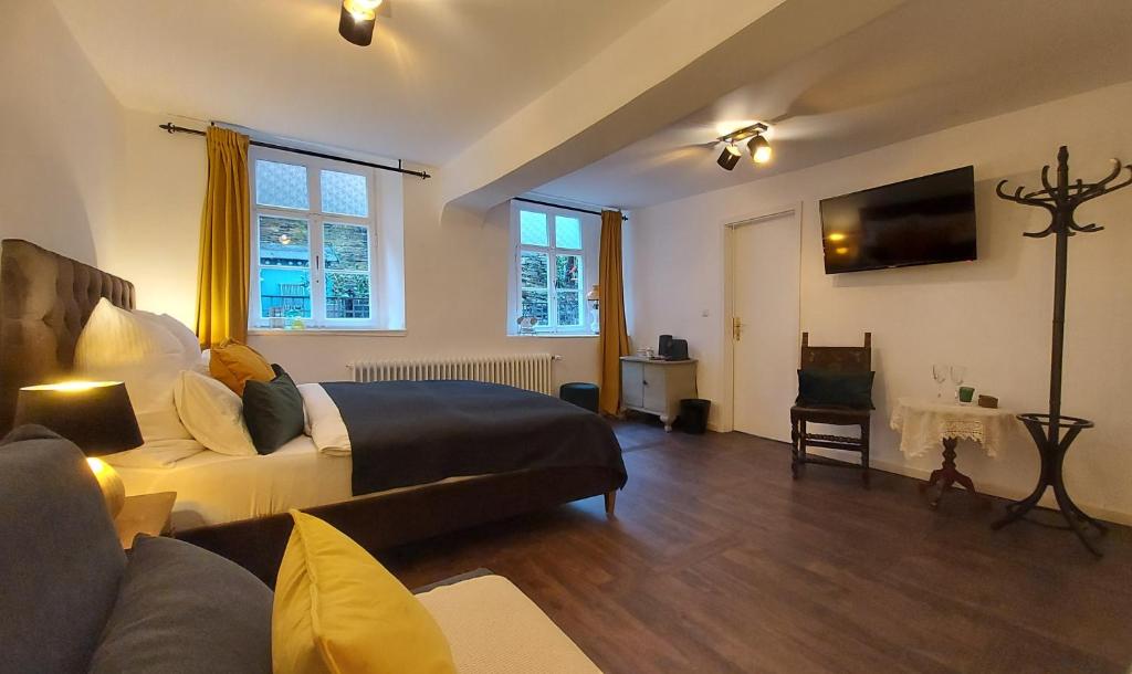 Manoir -1654- historisch schlafen in Monschaus Altstadt - 3