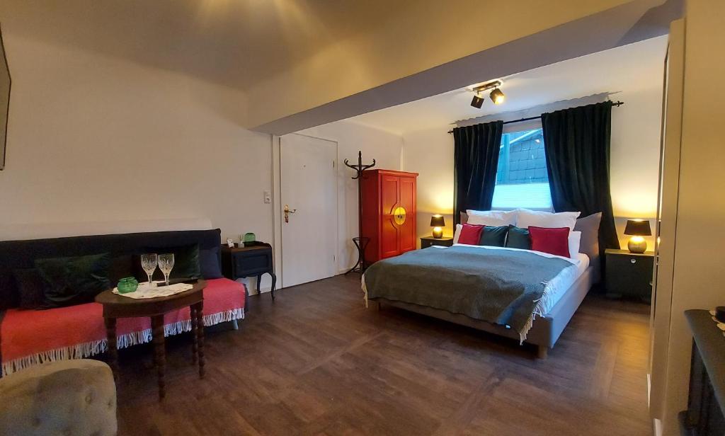 Manoir -1654- historisch schlafen in Monschaus Altstadt - 7