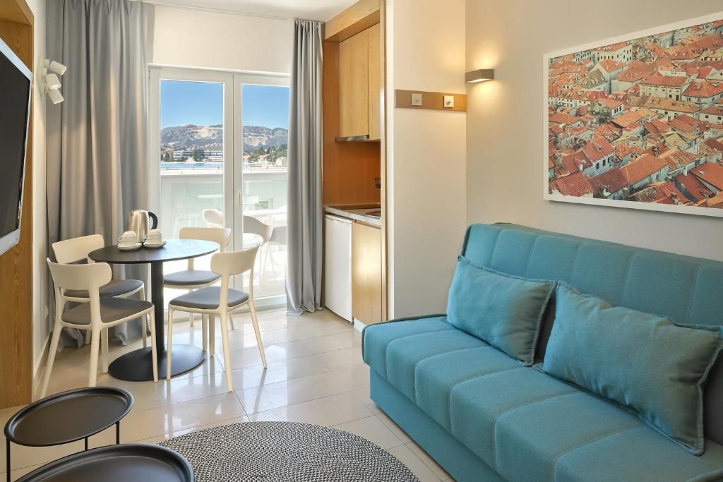 Posedenie v ubytovaní Maistra Select Mlini Villas and Apartments