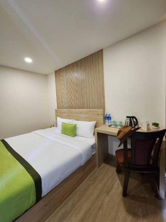 iCheck inn Darisa Patong - Resim 16