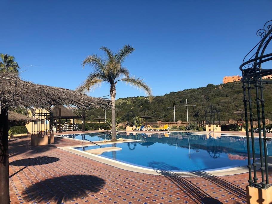Duquesa 2 bed with sea and golf views and 5 pools, Manilva ...