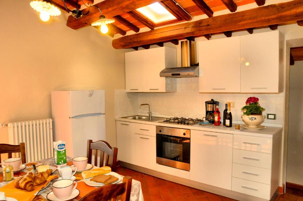 Kuchnia lub aneks kuchenny w obiekcie Agriturismo La Marginella