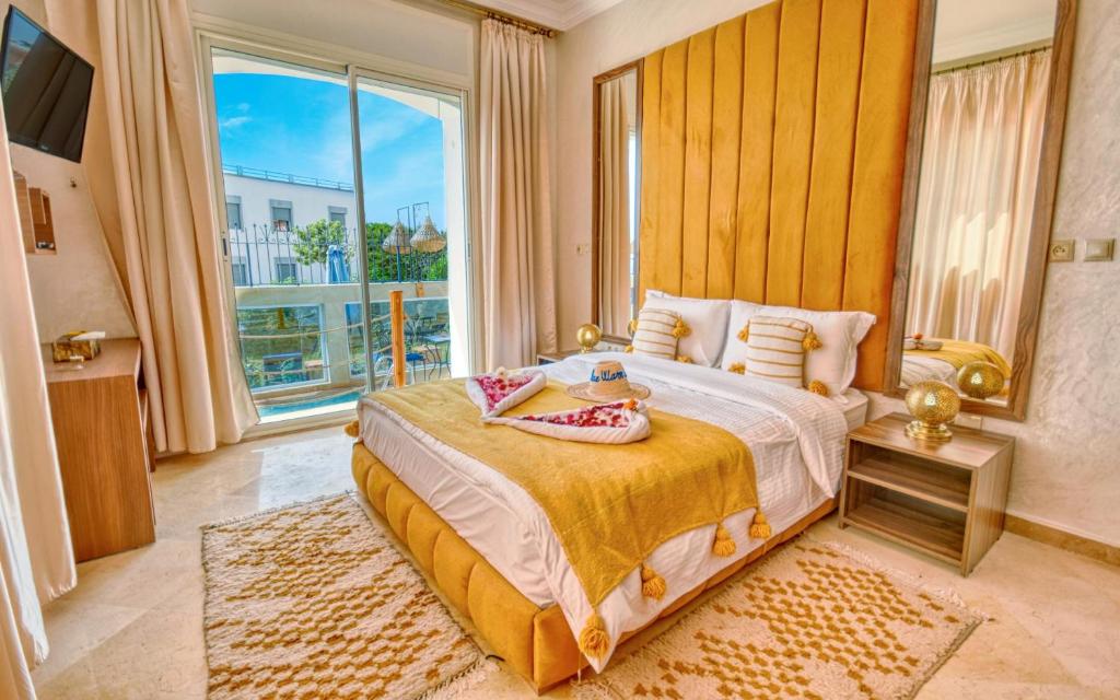 BLUE WAVE LODGE - Double Room With Pool View