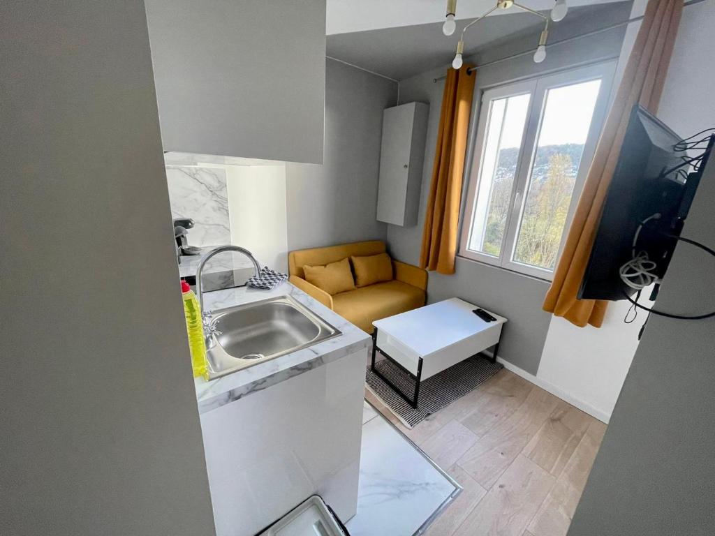 Fotografia z galérie ubytovania Petit appartement cocooning - centre Rouen - 135 v destinácii Rouen