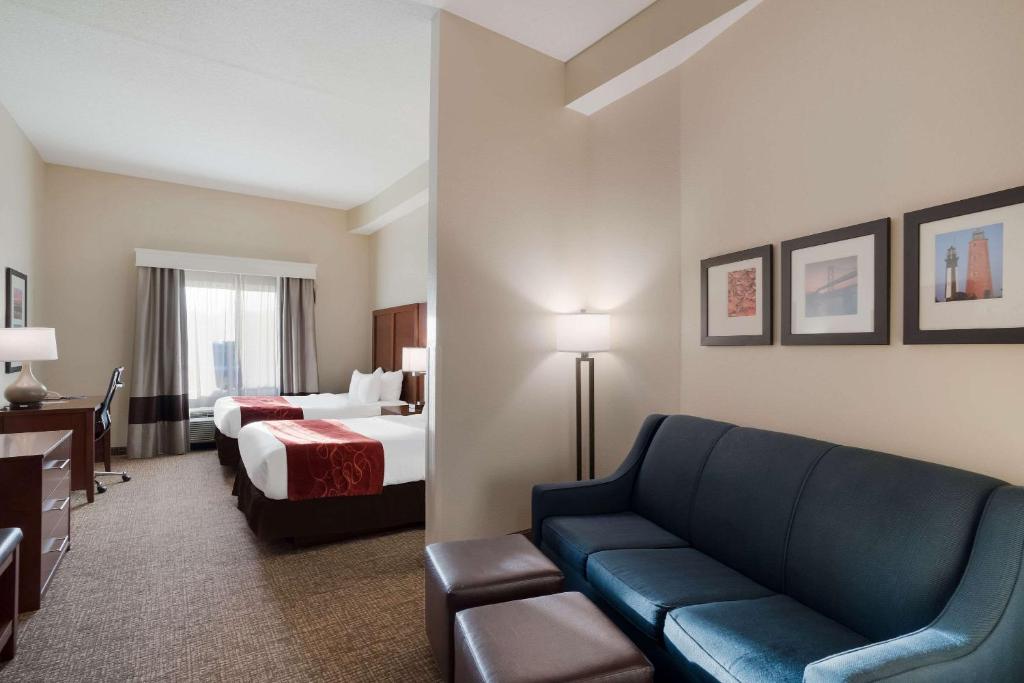 Comfort Suites Suffolk - Chesapeake photo