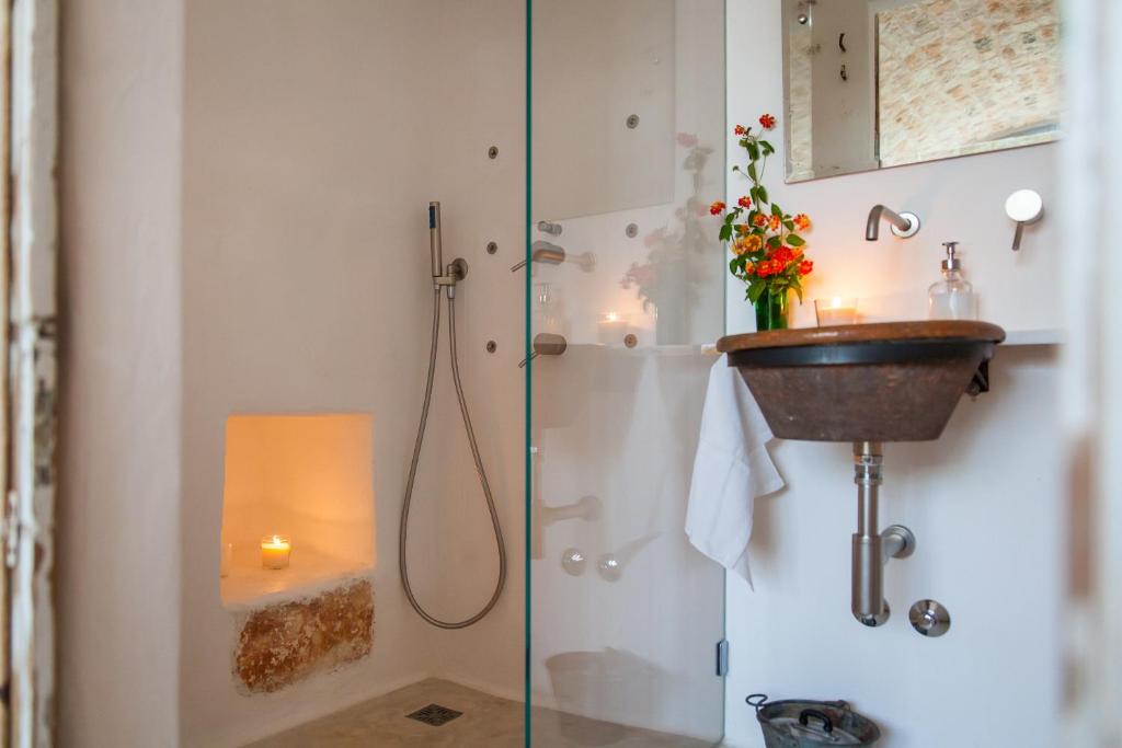 Kúpeľňa v ubytovaní Trulli 18cinquantanove