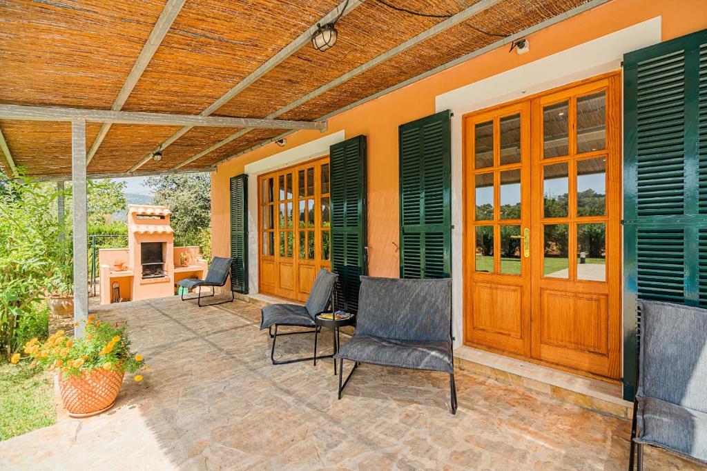 Fotografie z fotogalerie ubytování Beautiful Mallorca Villa Lluna Nova 4 Bedrooms Fully AirConditioned Interior Private Pool Sa Pobla v destinaci Sa Pobla