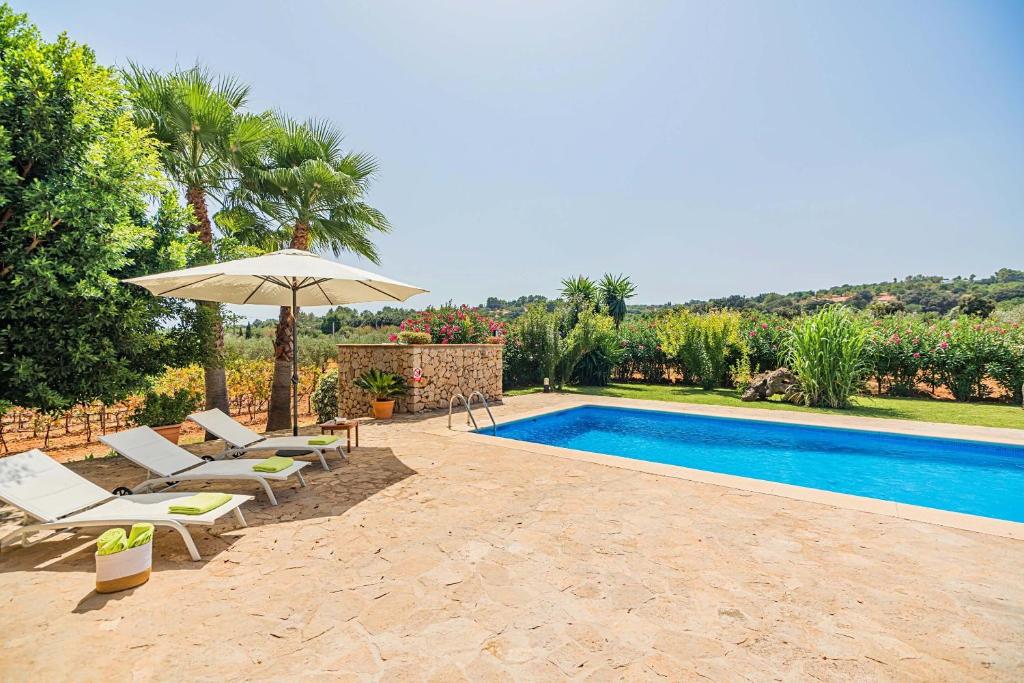 Fotografie z fotogalerie ubytování Beautiful Mallorca Villa Lluna Nova 4 Bedrooms Fully AirConditioned Interior Private Pool Sa Pobla v destinaci Sa Pobla