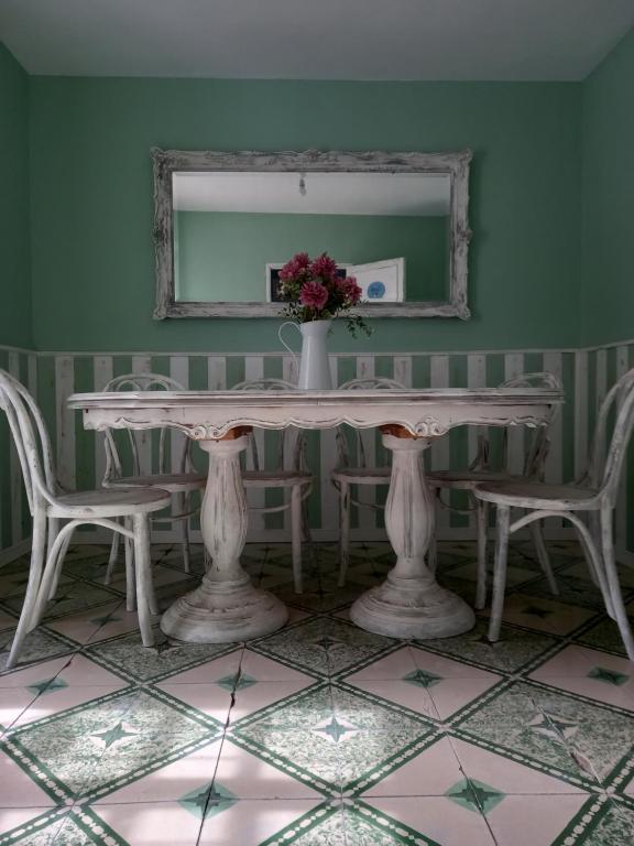 Fotografia z galérie ubytovania Casa Rural Las Raíces, Sierra de San Vicente v destinácii San Román